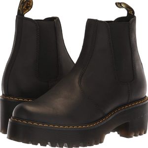 Dr. Martens womens Rometty